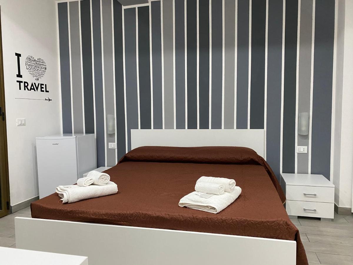 In Centro Rooms Vicino Cefalu Self-Chek-In Campofelice Di Roccella Exterior foto
