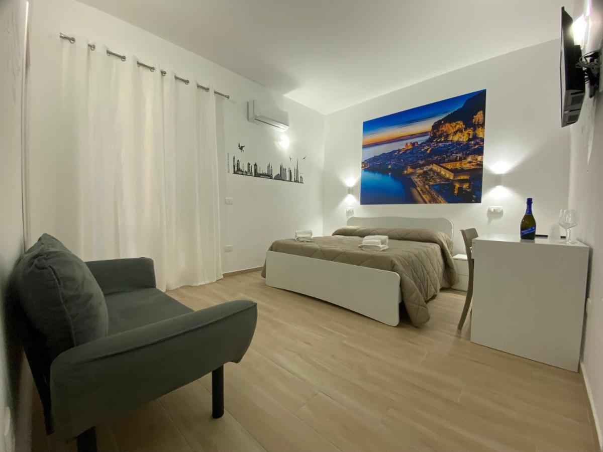 In Centro Rooms Vicino Cefalu Self-Chek-In Campofelice Di Roccella Exterior foto